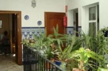 Hostal Triana Backpackers *