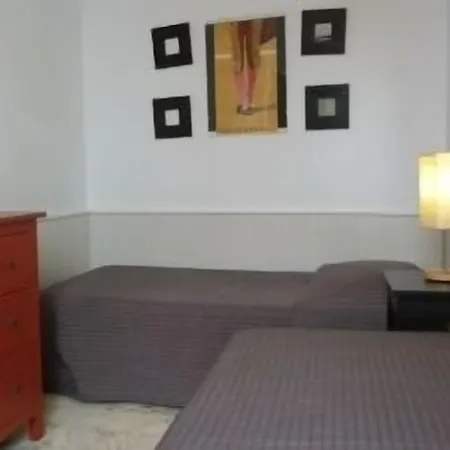 Triana Backpackers Vandrerhjem *
