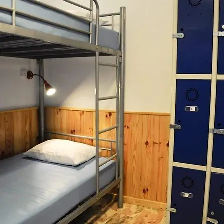 Triana Backpackers Vandrerhjem *