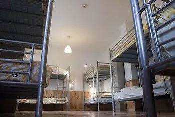 旅馆 Triana Backpackers *
