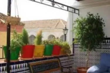 Triana Backpackers *