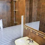 Triana Backpackers بيت شباب